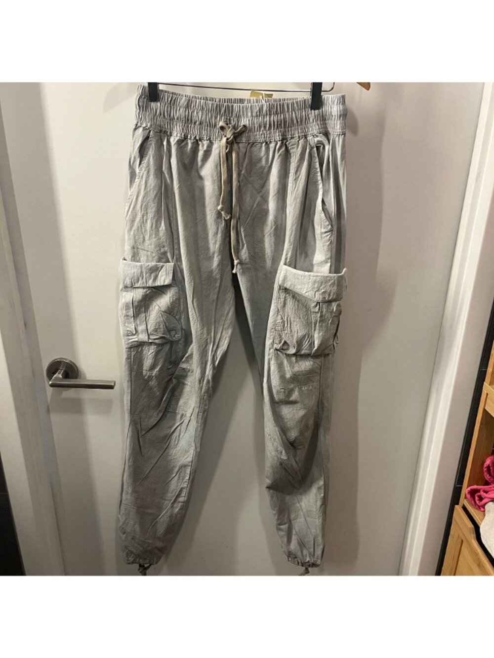 NWT‎ MNML Men's Grey/White Washed Camouflage Cargo Pants Size Medium - Picture 2 of 10
